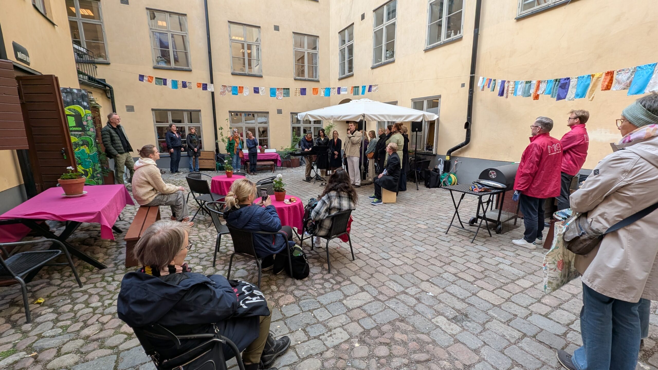 Sommaravslutning – månadsmöte 4 juni